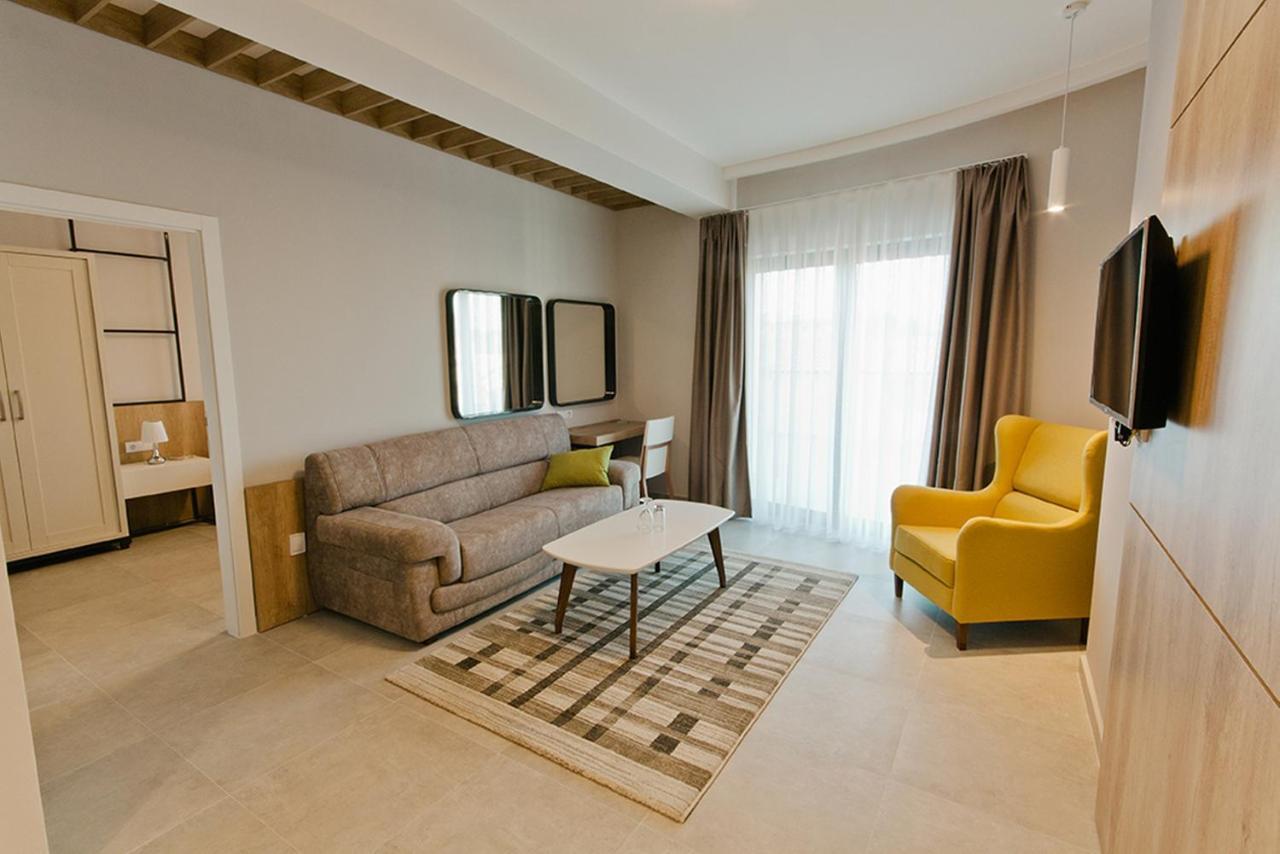 Hotel Hills Ulcinj Exterior foto